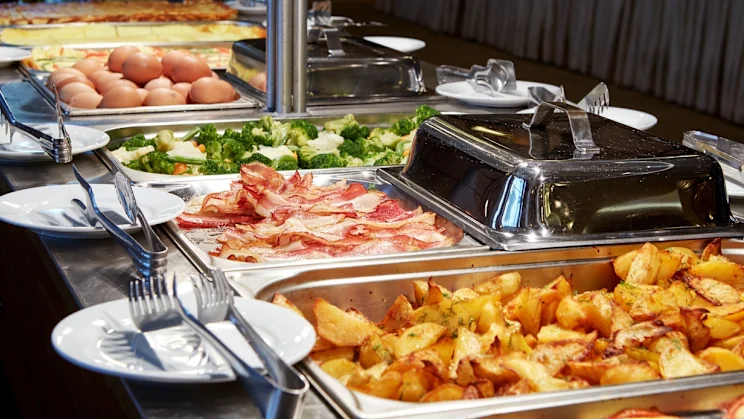 Descriptive alt text